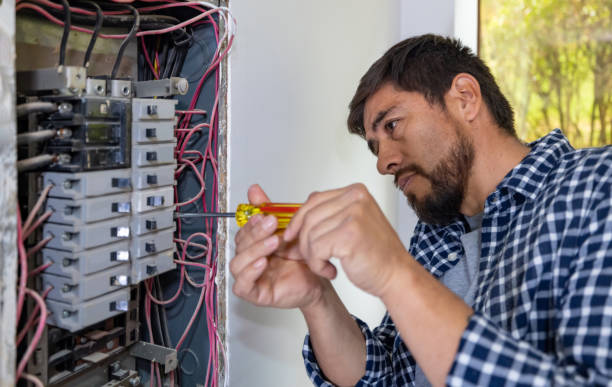 Best Licensed Electrician  in Yaphank, NY